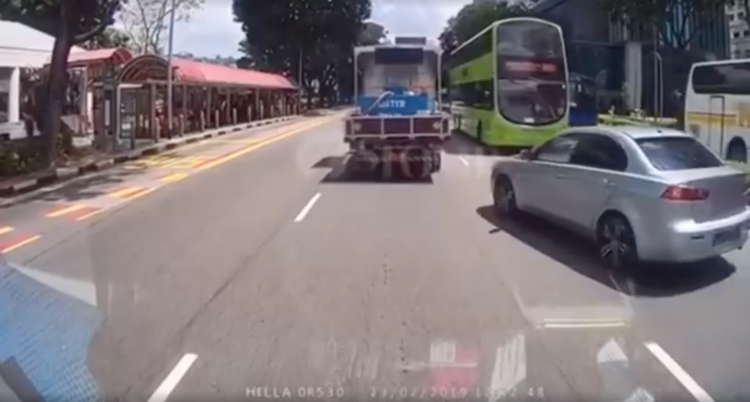 Inconsiderate Drivers of the Week Episode 28