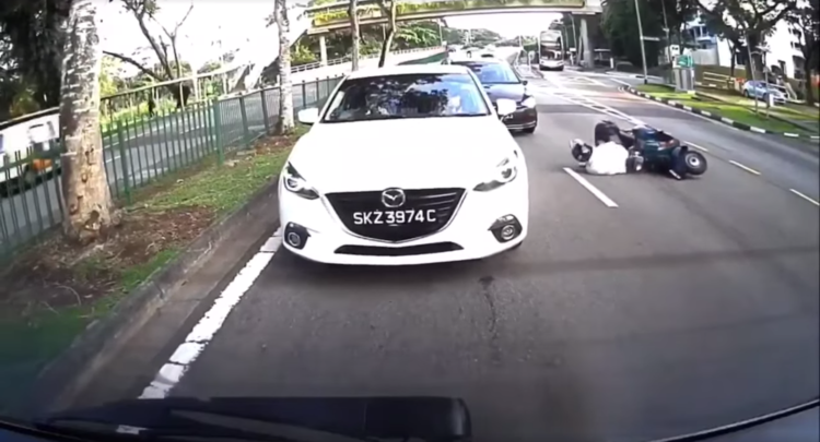 Motorist Singapore Inconsiderate Drivers Of The Week Episode 39