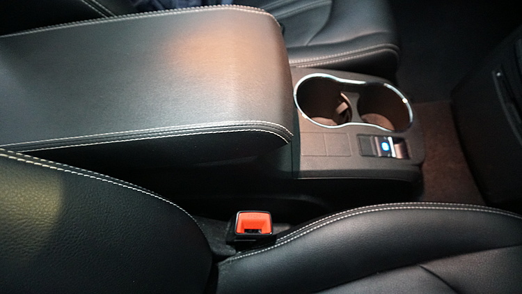 Motorist M Review Byd E6 Together In Electric Dreams Interior 2 Sep 2020