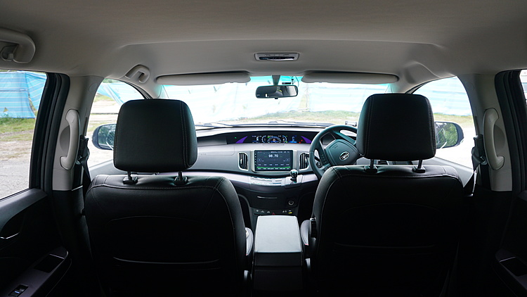 Motorist M Review Byd E6 Together In Electric Dreams Interior Sep 2020