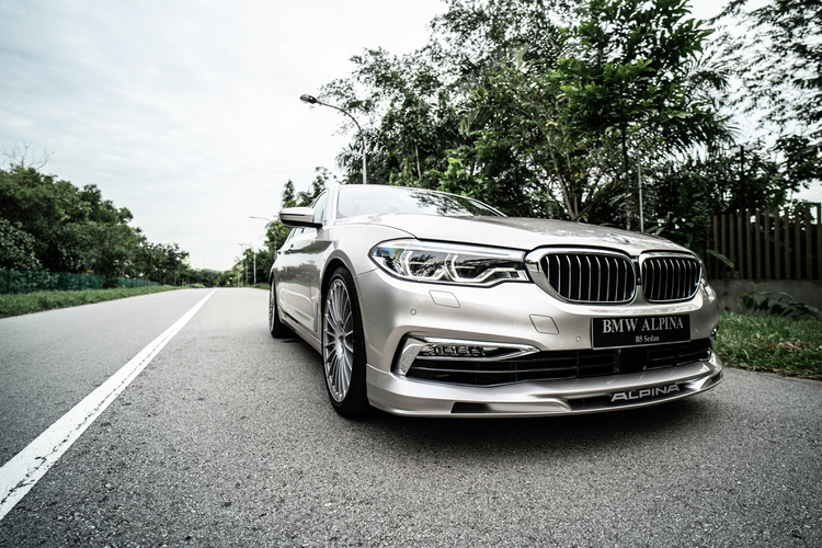 Motorist M Review Bmw Alpina B5 Bi Turbo The Ultimate Gentleman S Express On The Move Sport Nov 2020