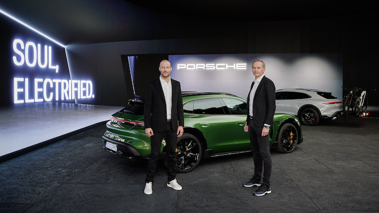 Porsche Cross Turismo 6 